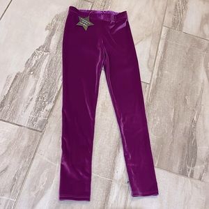 Pixie lane legging girls size 7. New with tags. Non smoking. No pets.